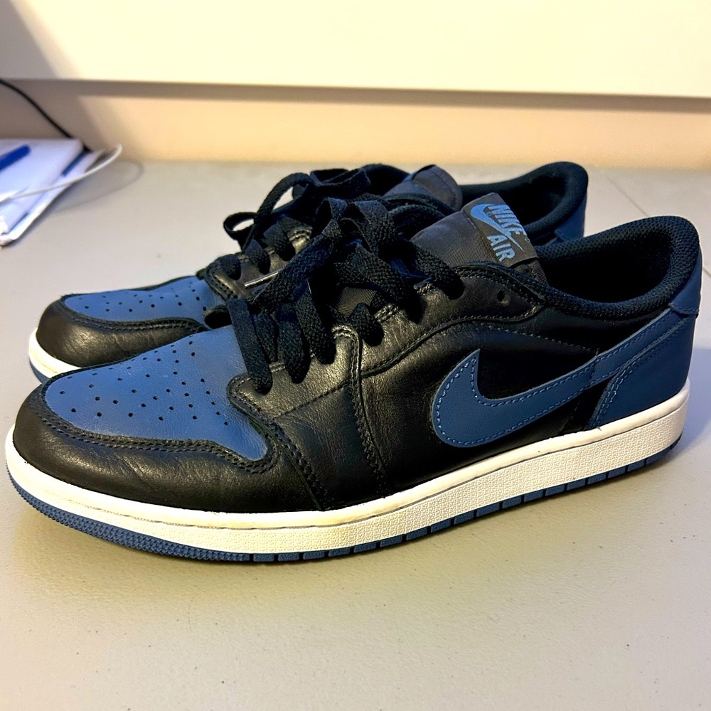 Authentic Nike Air Jordan 1 Retro Low OG Mystic Navy. GREAT CONDITION! SZ 11.